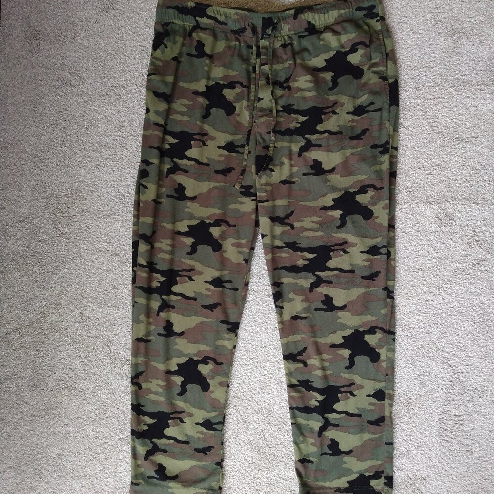 No Boundaries SET OF 2 PAIRS Men's Camo Lounge Pants XL